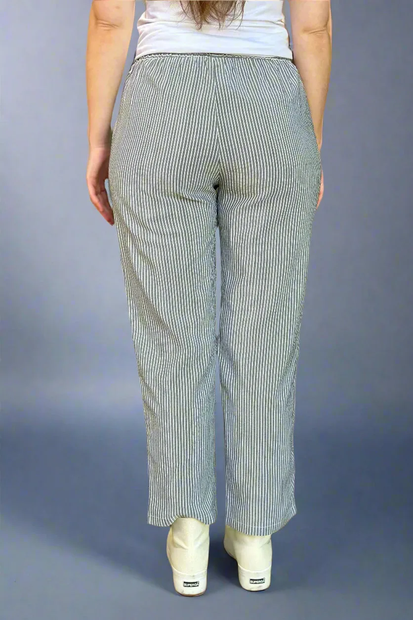 Buttoned Striped Pants Black
