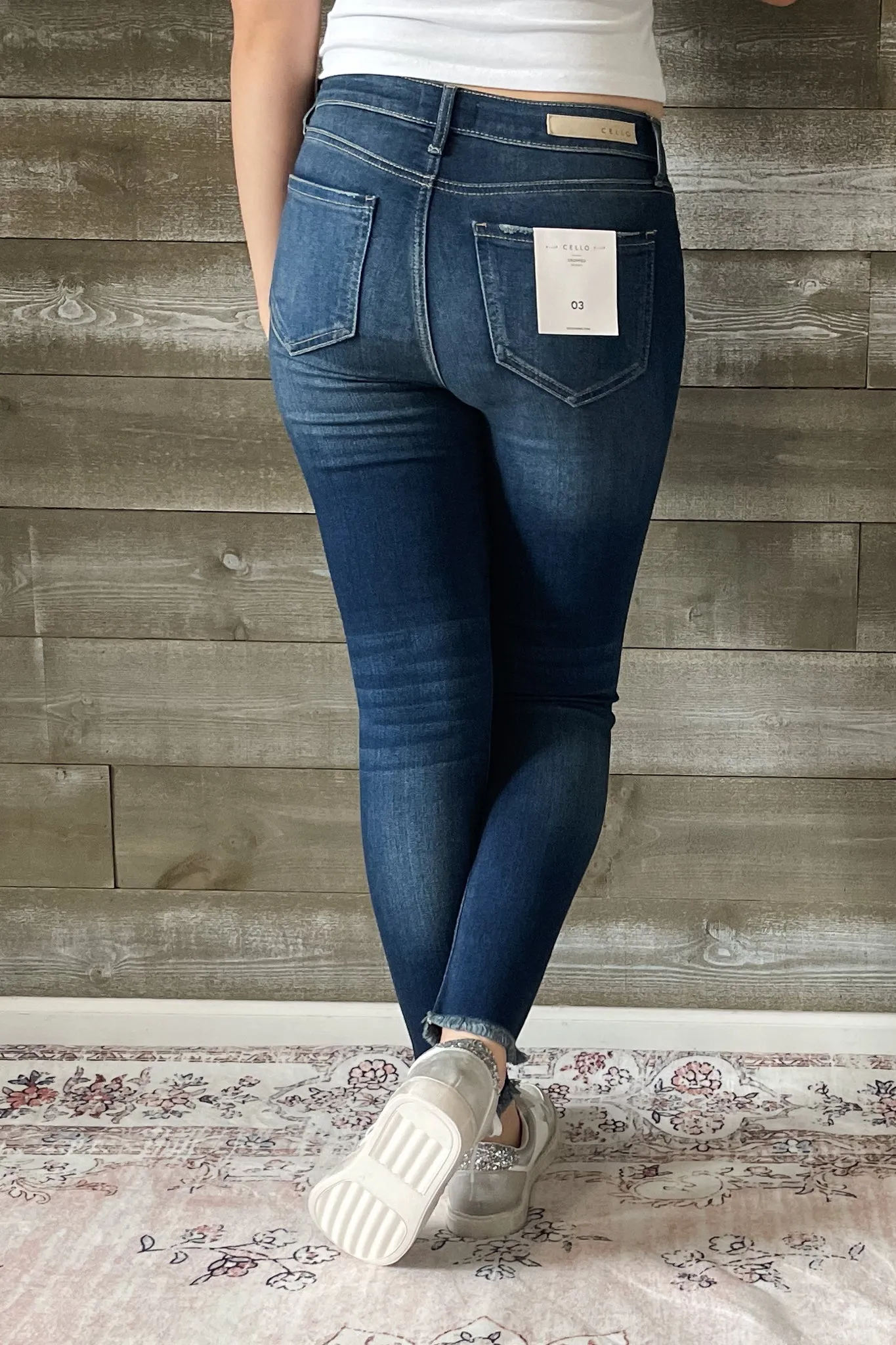 Cello Mid Rise Crop Skinny Jeans With Fray Hem