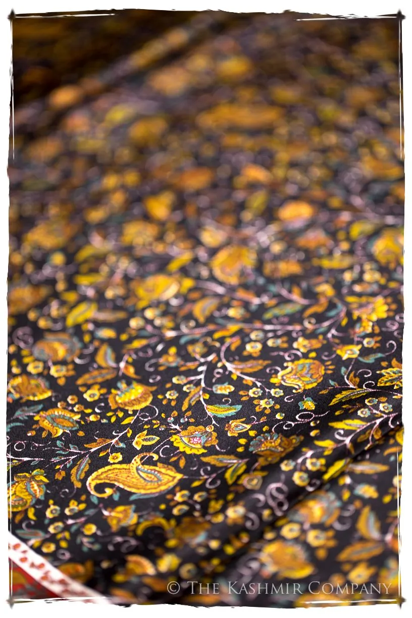 Isabélla of Hainault Cashmere Square Silk Scarf