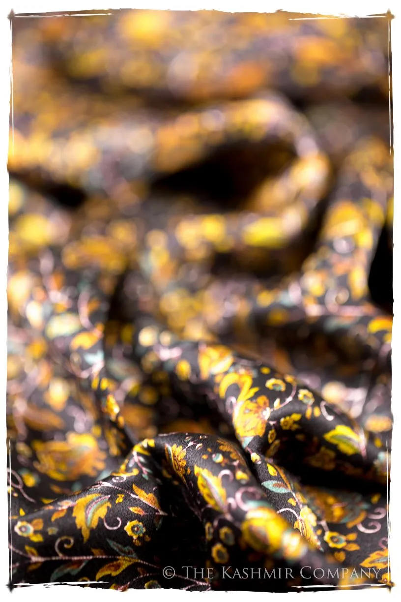 Isabélla of Hainault Cashmere Square Silk Scarf