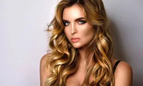 Ladies Cut & Blow-dry with option Half Head of Highlights at Salon Mystique
